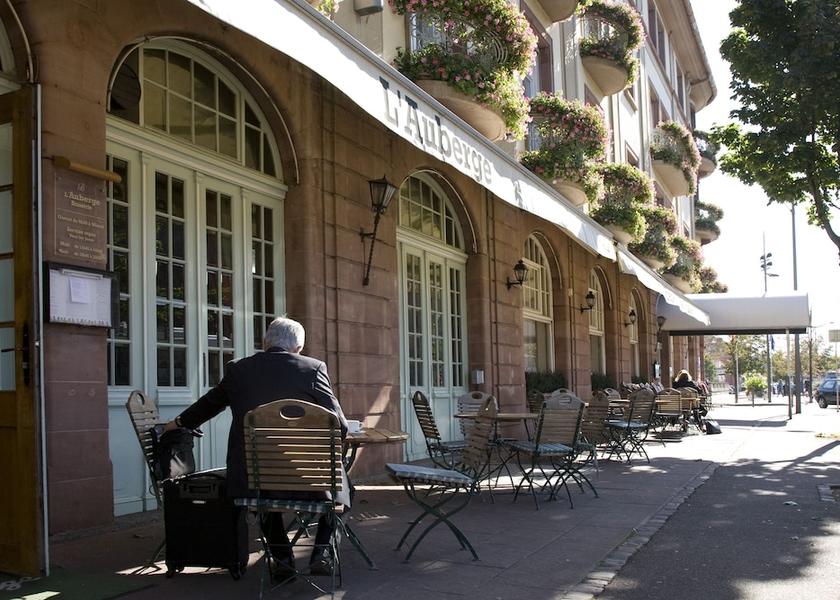 Grand Est Colmar Terrace/patio