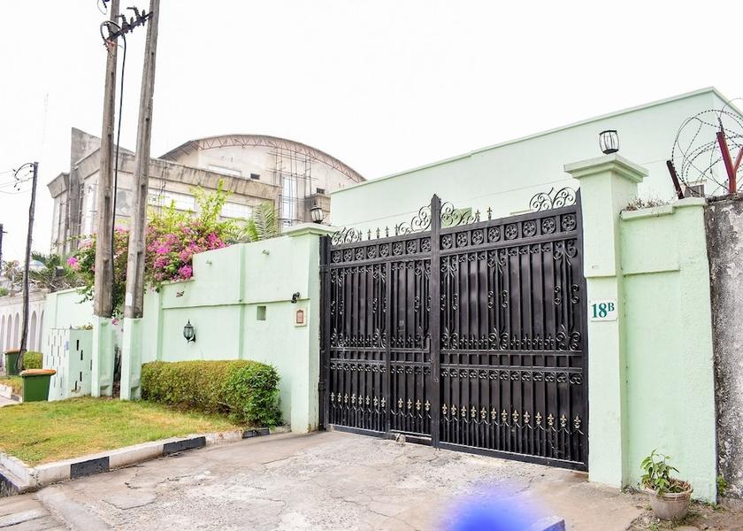 Lagos Lagos Property entrance