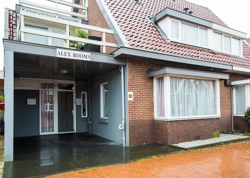 North Holland Zwanenburg Front of property