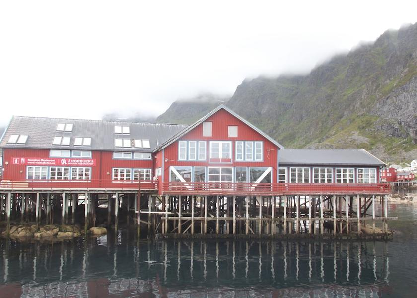 Nordland Moskenes Facade