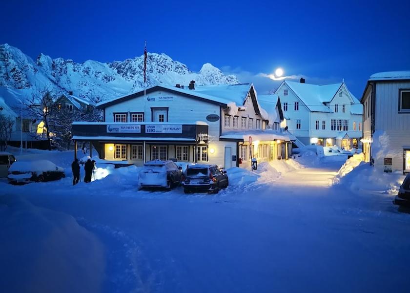 Nordland Vagan Front of property