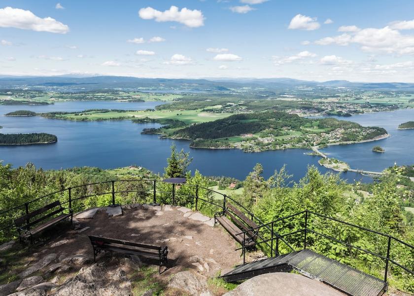 Buskerud Hole Point of interest