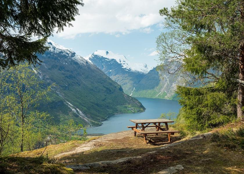 Møre og Romsdal Stranda BBQ/picnic area