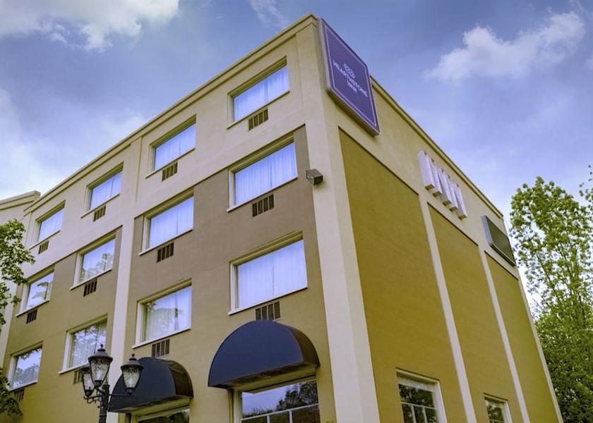 Nova Scotia Dartmouth Exterior Detail