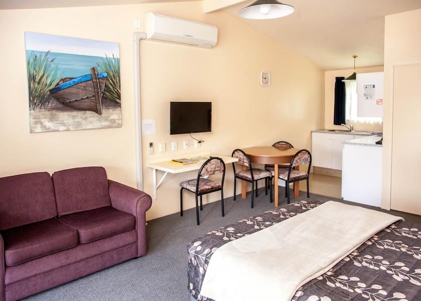 Waikato Waihi Room