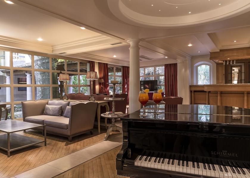 Occitanie Villeneuve-les-Avignon Lounge