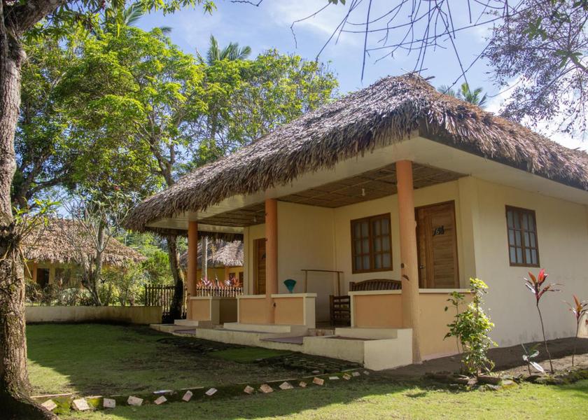 Bicol Donsol Exterior view