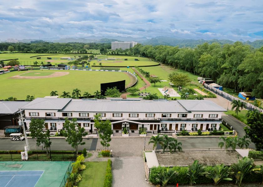 Central Luzon Mabalacat City Recreational facilities