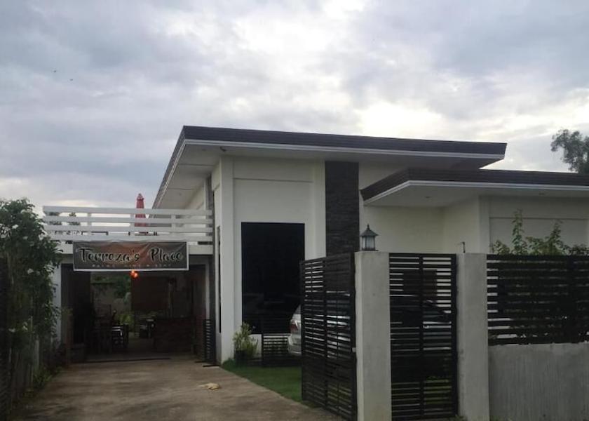 Central Visayas Dauis Exterior Detail