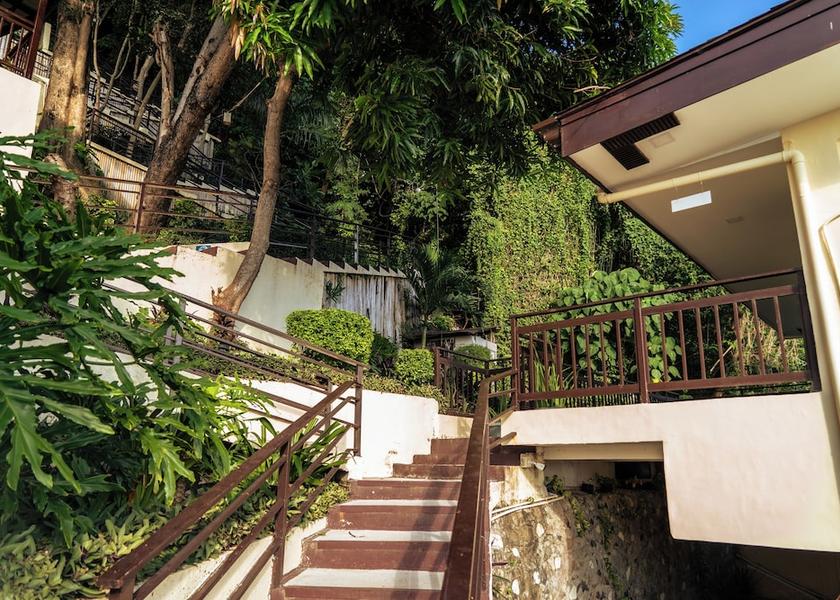 Calabarzon Mabini Handrails in stairways