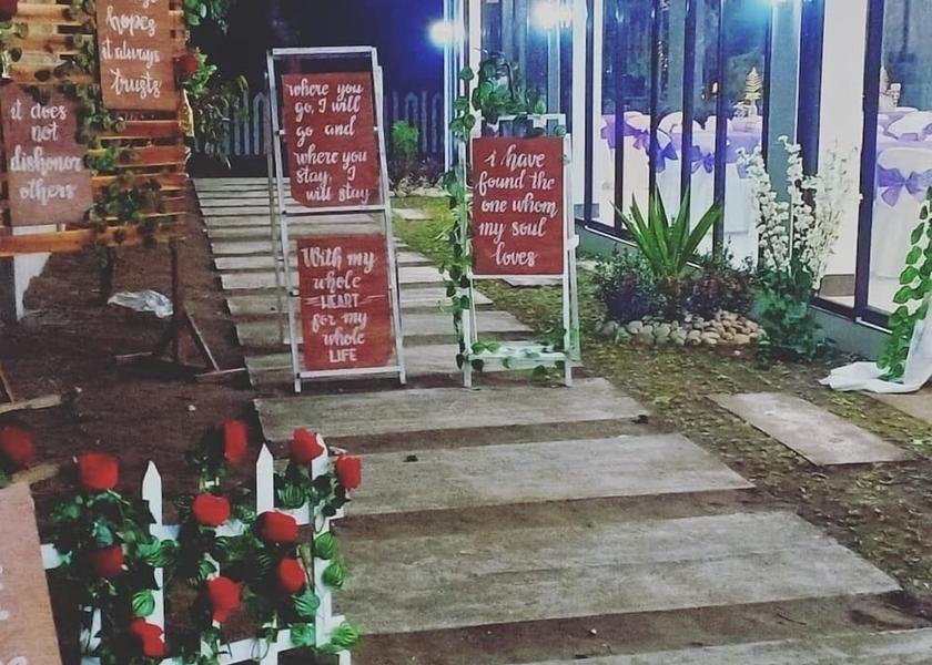 Bicol Donsol Facade
