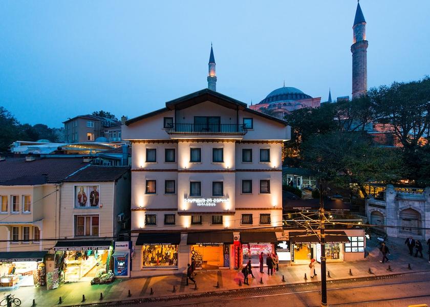  Istanbul Facade