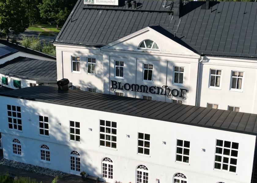 Södermanland County Nykoping Front of property