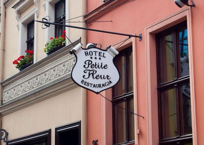 Kuyavian-Pomeranian Voivodeship Torun Exterior Detail