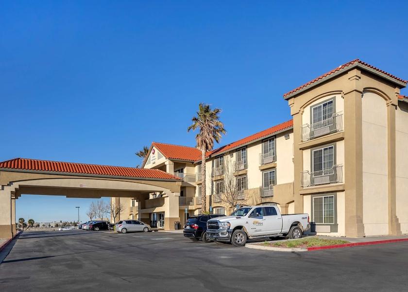 California Palmdale Exterior Detail