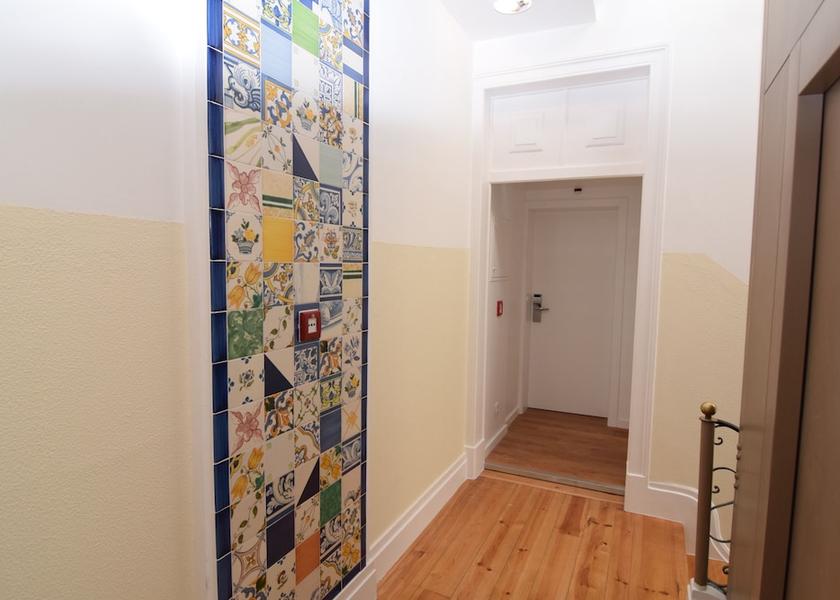  Lisbon Hallway