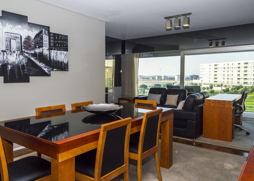 Porto Matosinhos In-Room Dining