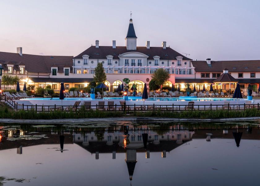 Ile-de-France Bailly-Romainvilliers exterior view