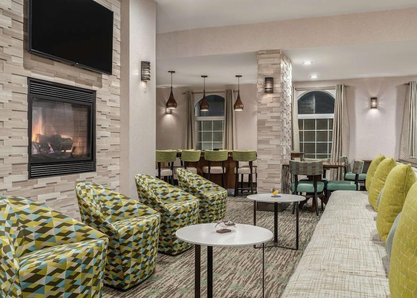 Rhode Island Warwick Lobby