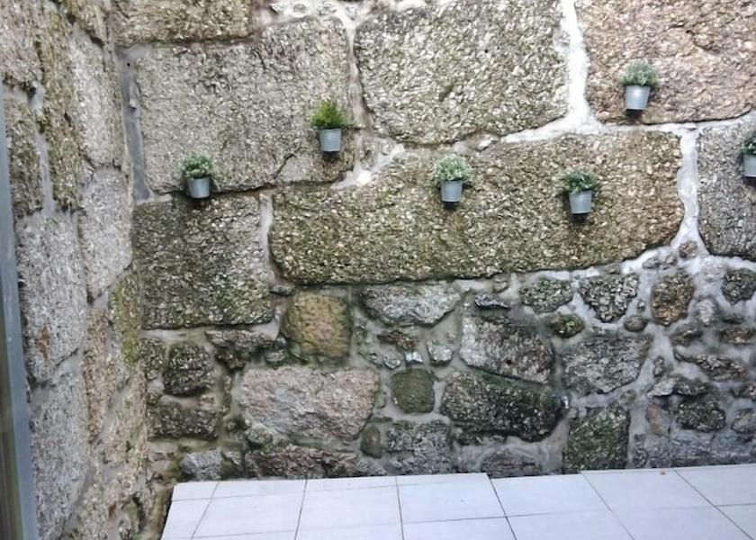 Braga Guimarães Exterior Detail