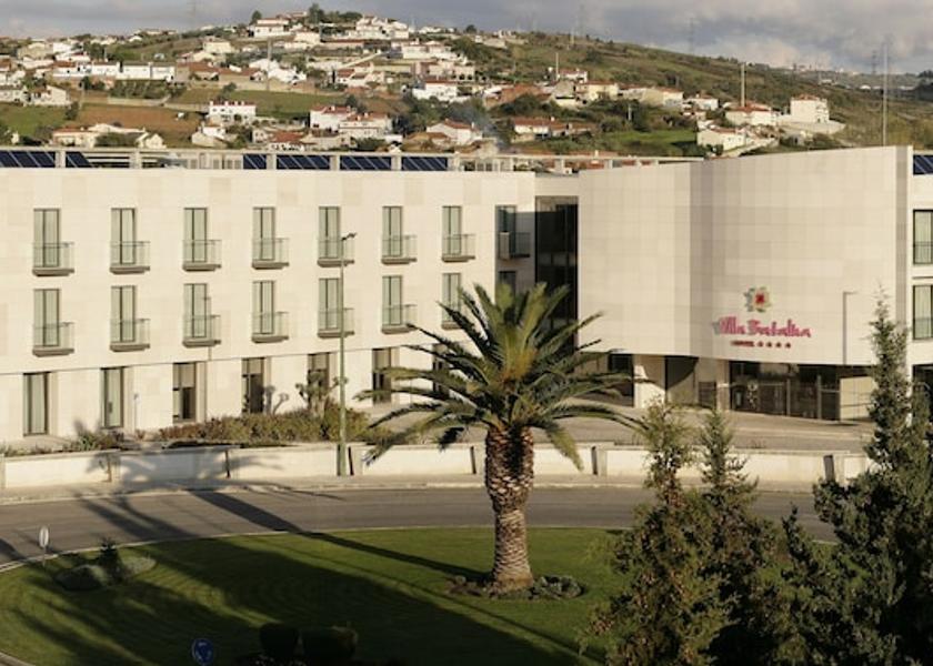 Leiria Batalha Property grounds