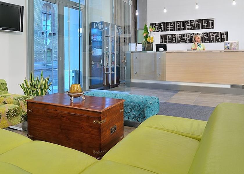  Budapest Reception