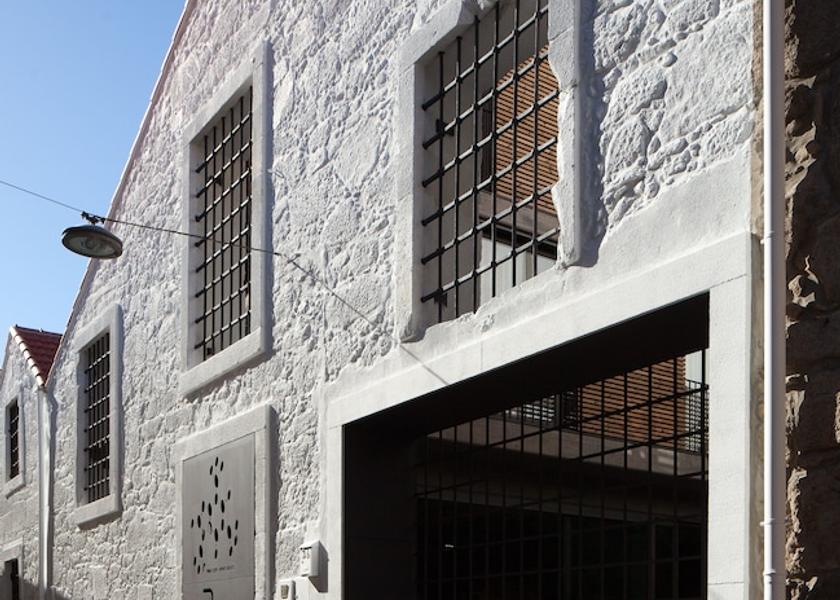 Norte Vila Nova de Gaia Facade