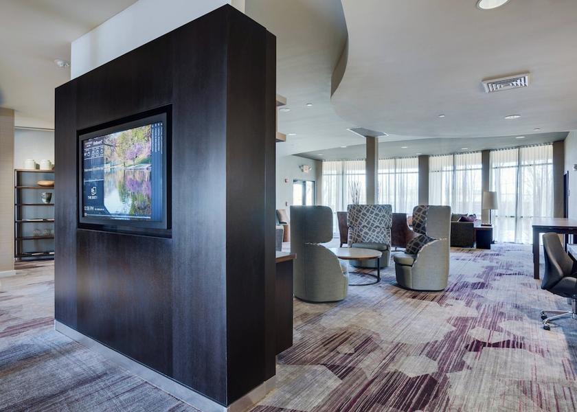 Rhode Island Warwick Amenity