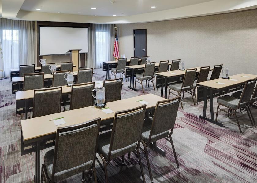 Rhode Island Warwick Meeting Room