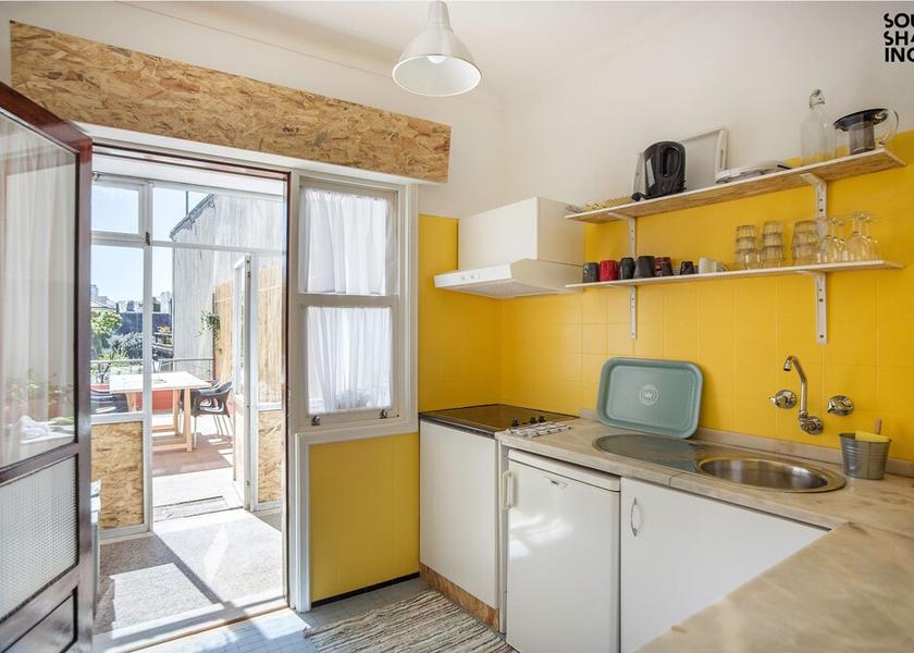 Porto Porto Kitchenette