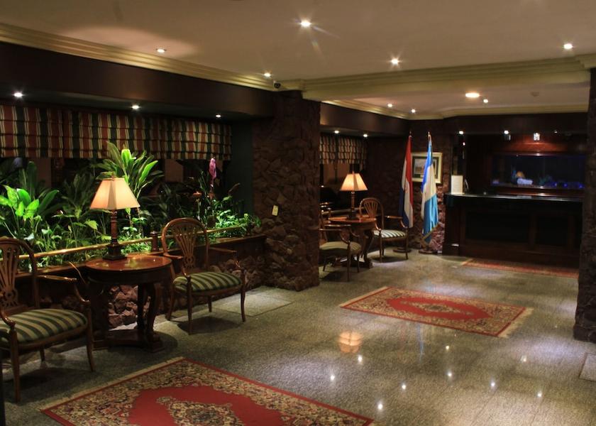  Asuncion Interior Entrance