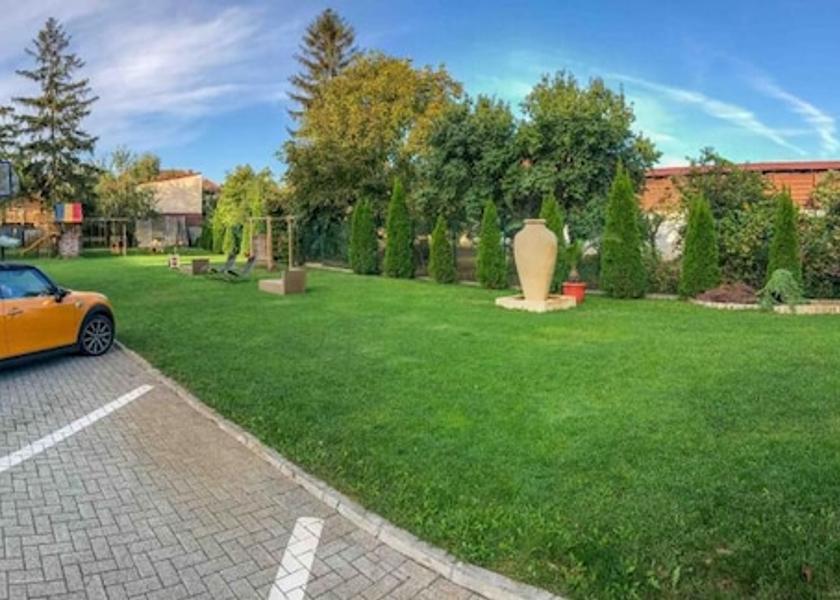  Satu Mare Property Grounds