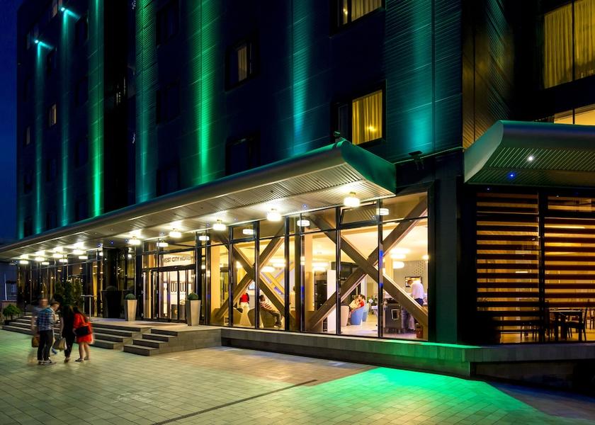  Cluj-Napoca Exterior Detail