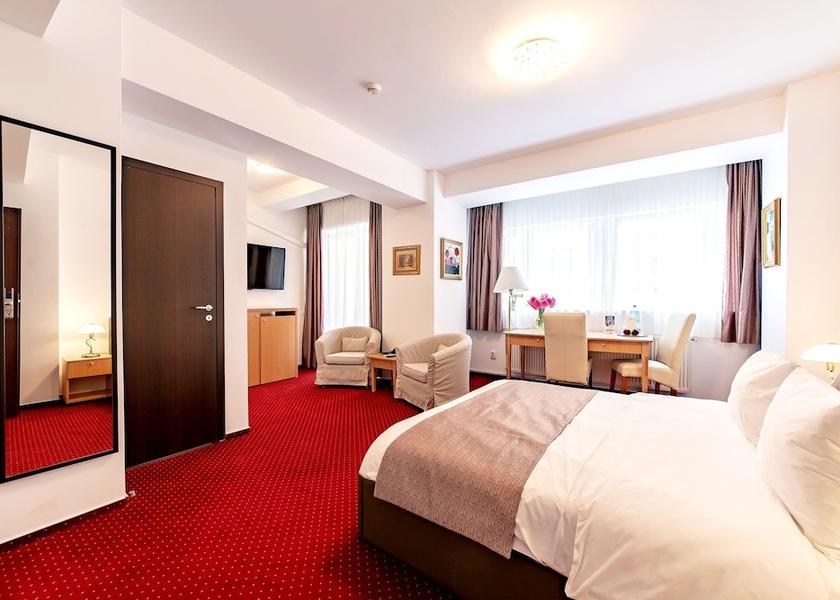  Bucharest Room