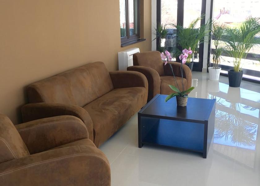  Bucharest Living Area