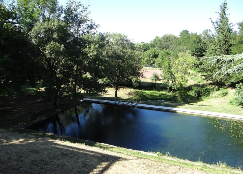 Occitanie Bagnols-sur-Ceze Pool