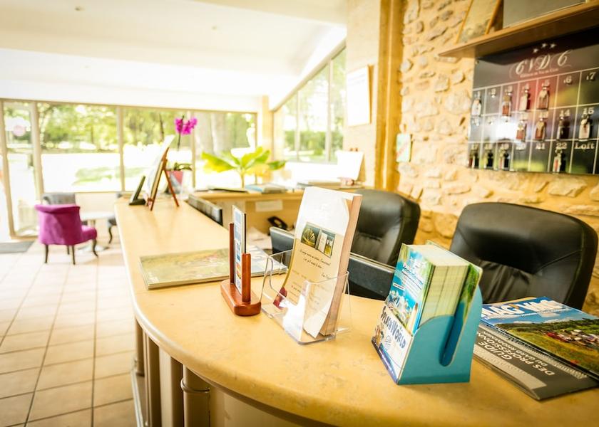 Occitanie Bagnols-sur-Ceze Reception