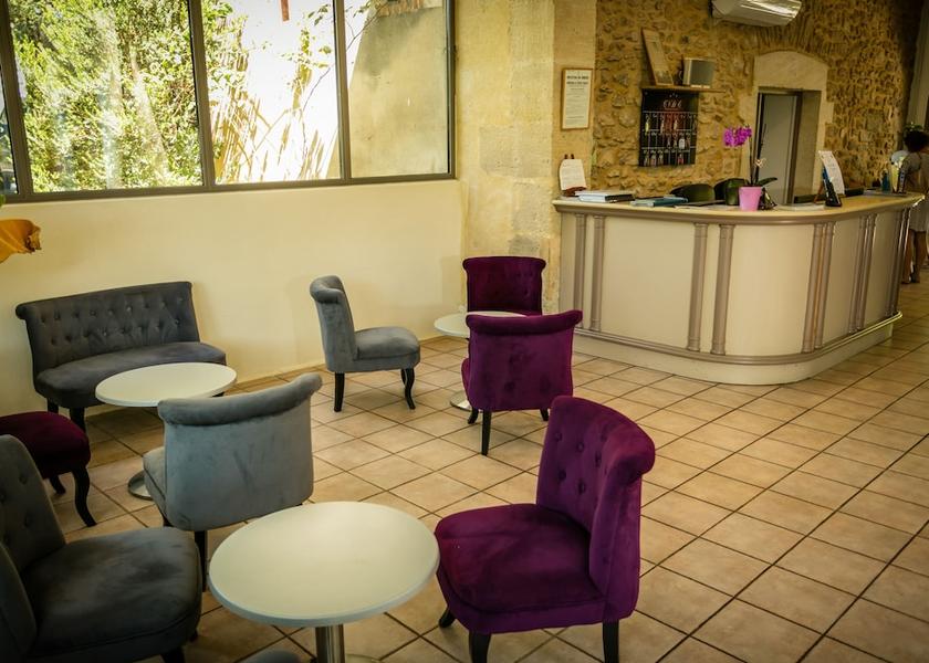 Occitanie Bagnols-sur-Ceze Reception