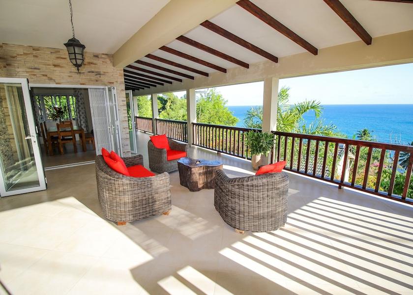  Mahé Island Terrace/patio