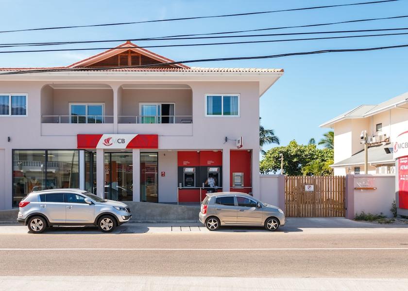  Mahé Island Entrance