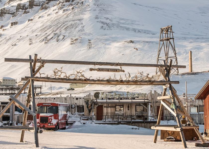  Longyearbyen Primary image