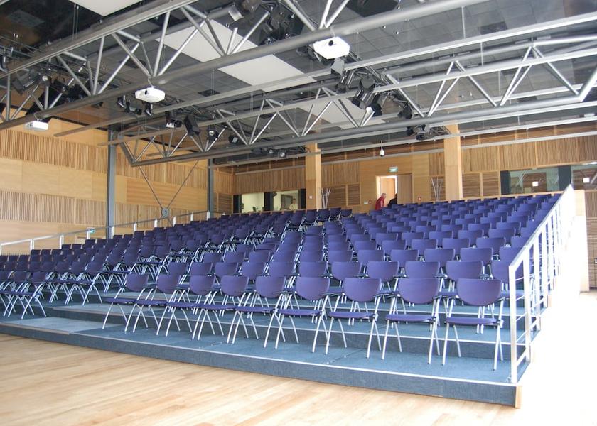  Poprad Business Centre