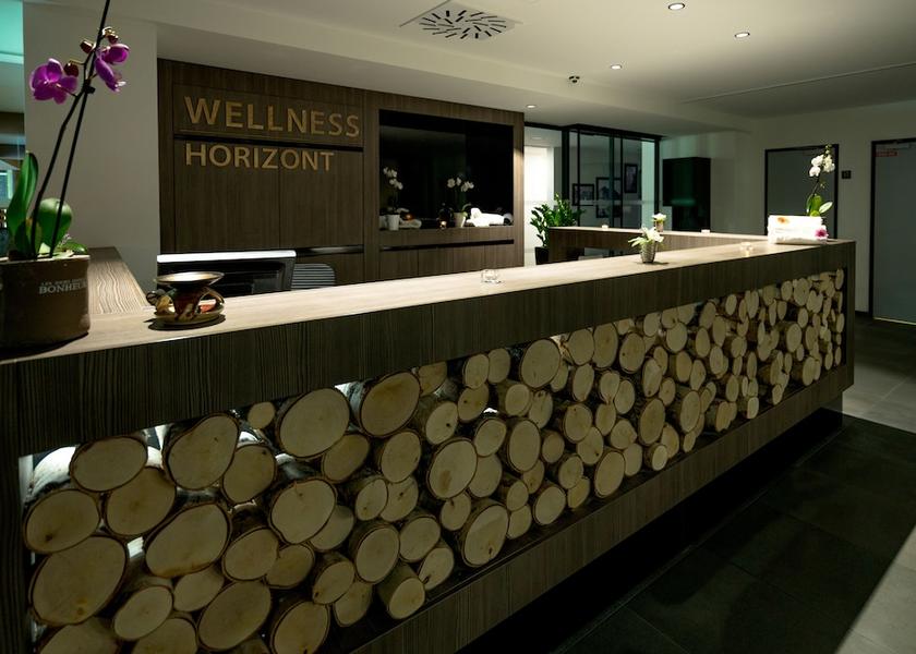  Tatranska Lomnica Reception