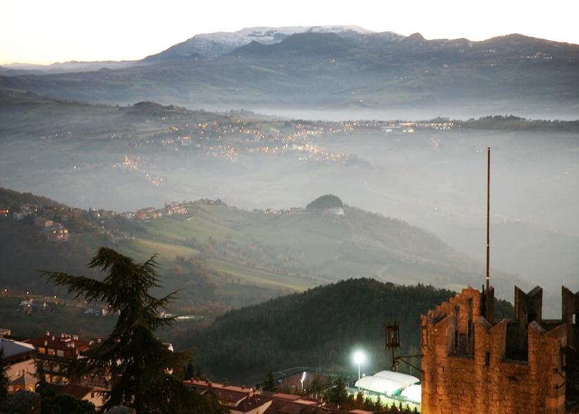  San Marino Exterior Detail
