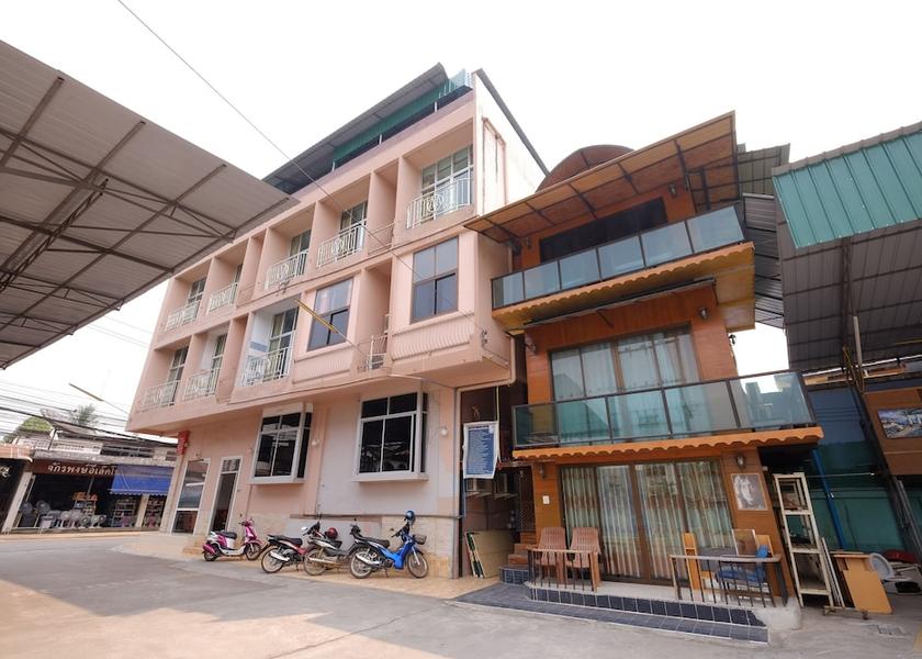 Mae Hong Son Province Mae Sariang Facade