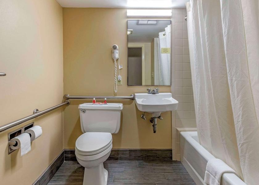 North Carolina Southern Pines Room