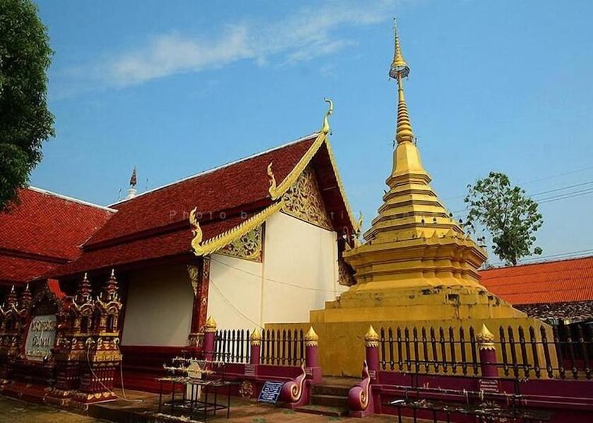 Chiang Mai Province San Kamphaeng Exterior Detail