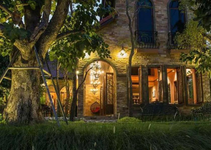 Nakhon Sawan Nakhon Sawan Exterior Detail