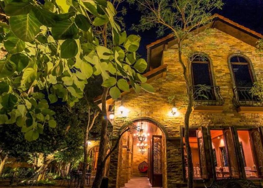 Nakhon Sawan Nakhon Sawan Exterior Detail