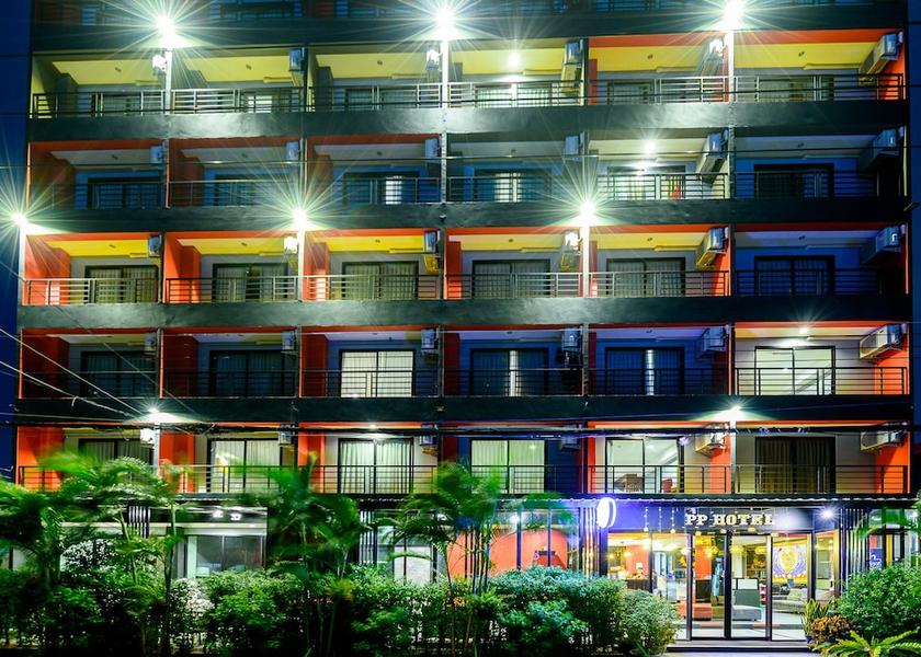 Bangkok Thanyaburi Facade